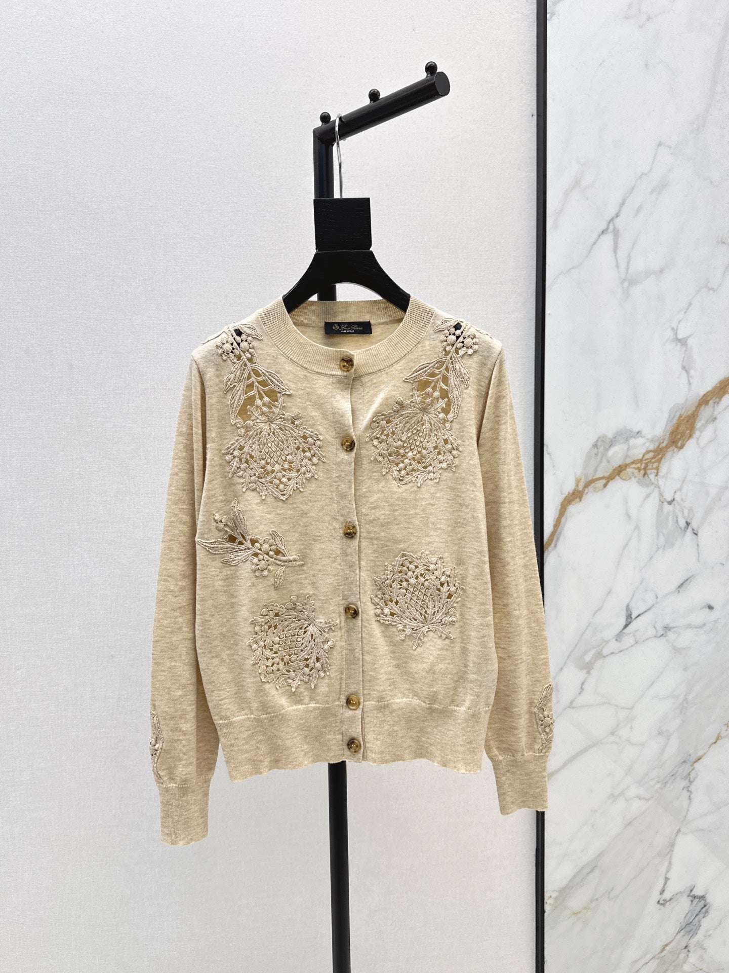 Loro 25fw wool cardigan