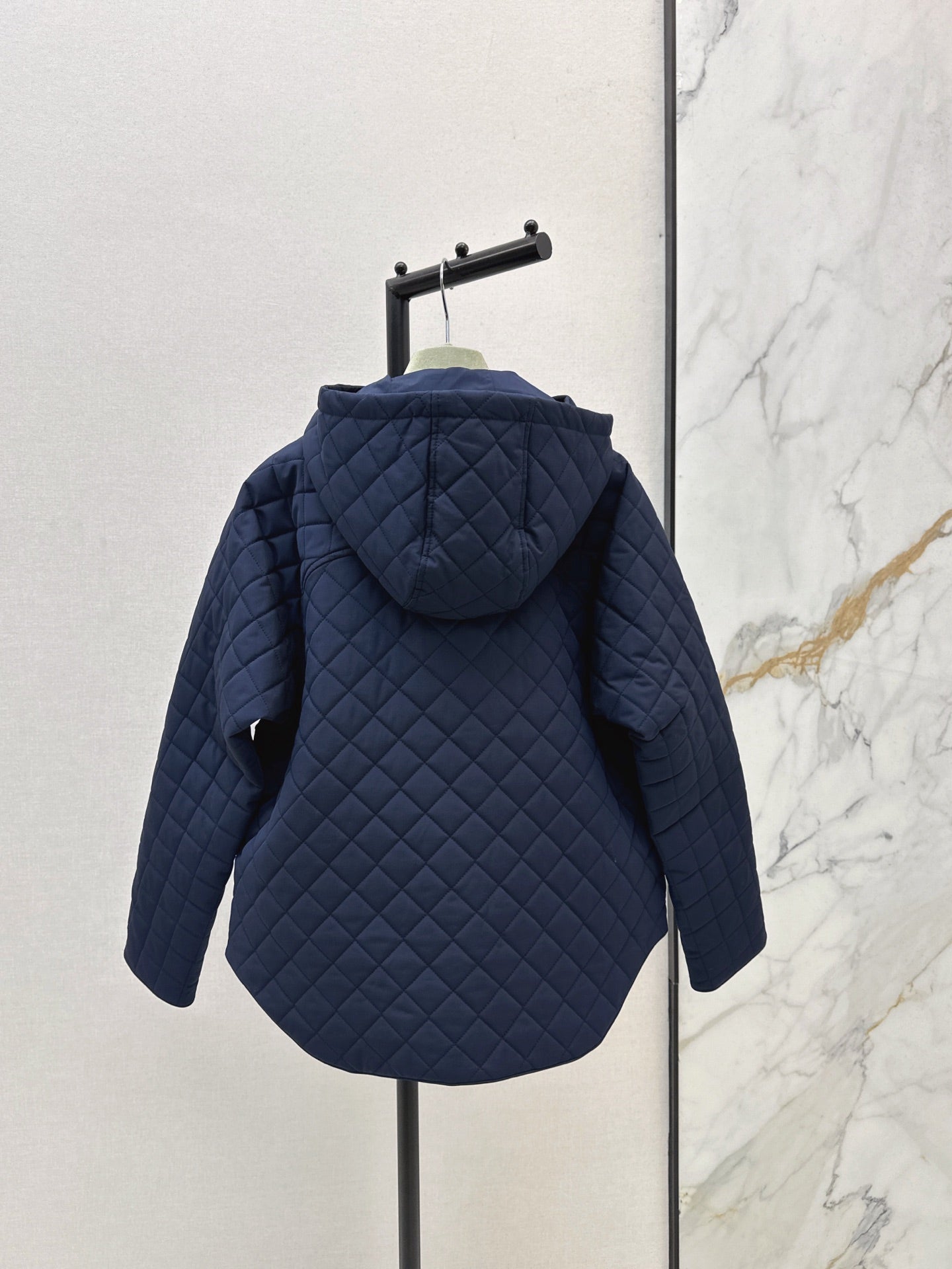 Herm 25fw reversible padded jacket