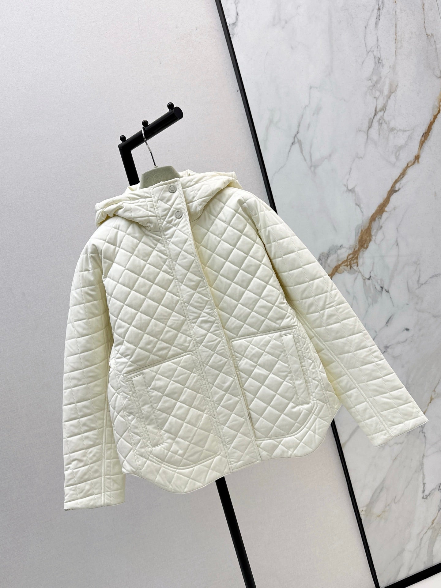 Herm 25fw reversible padded jacket