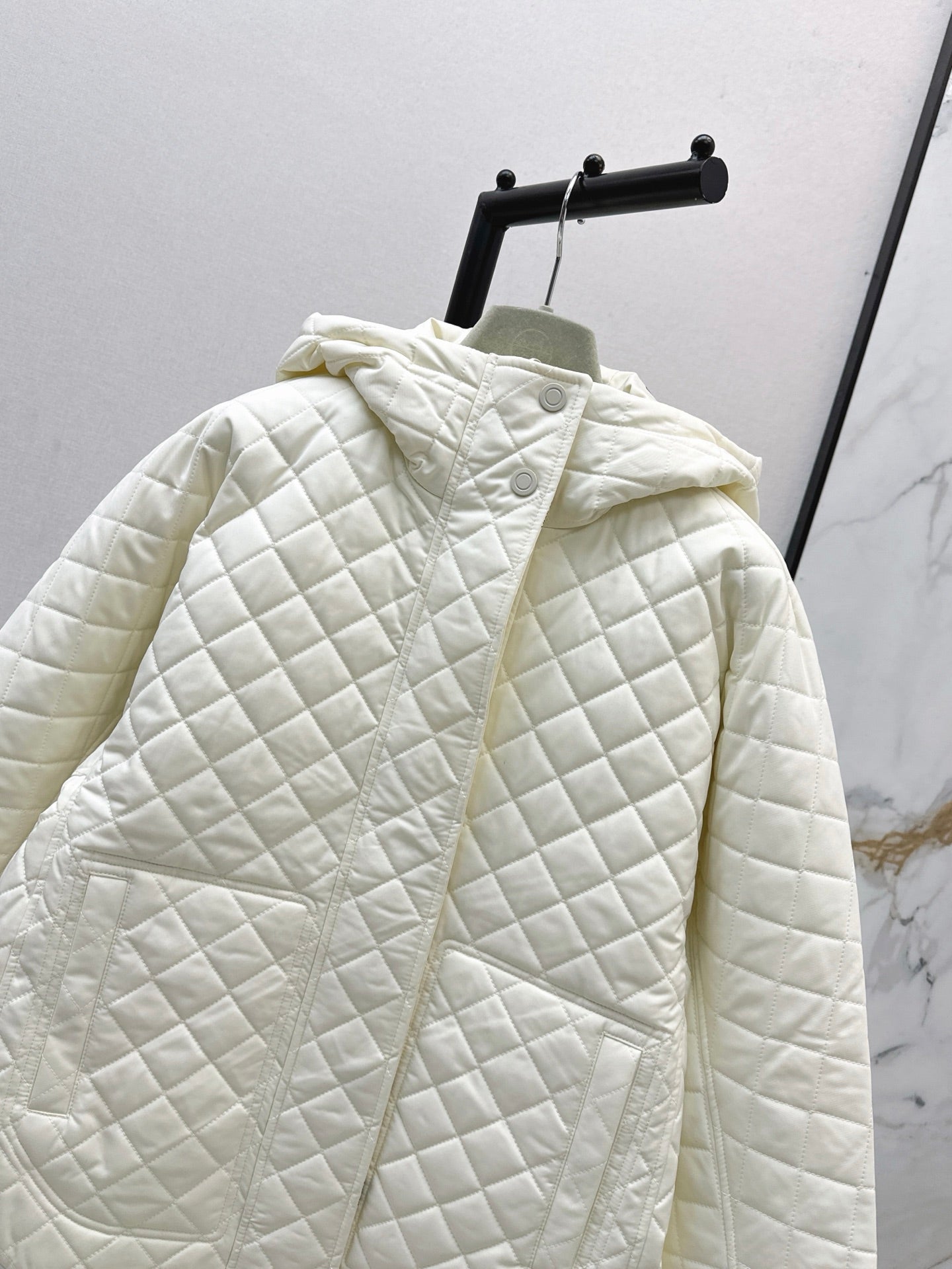 Herm 25fw reversible padded jacket