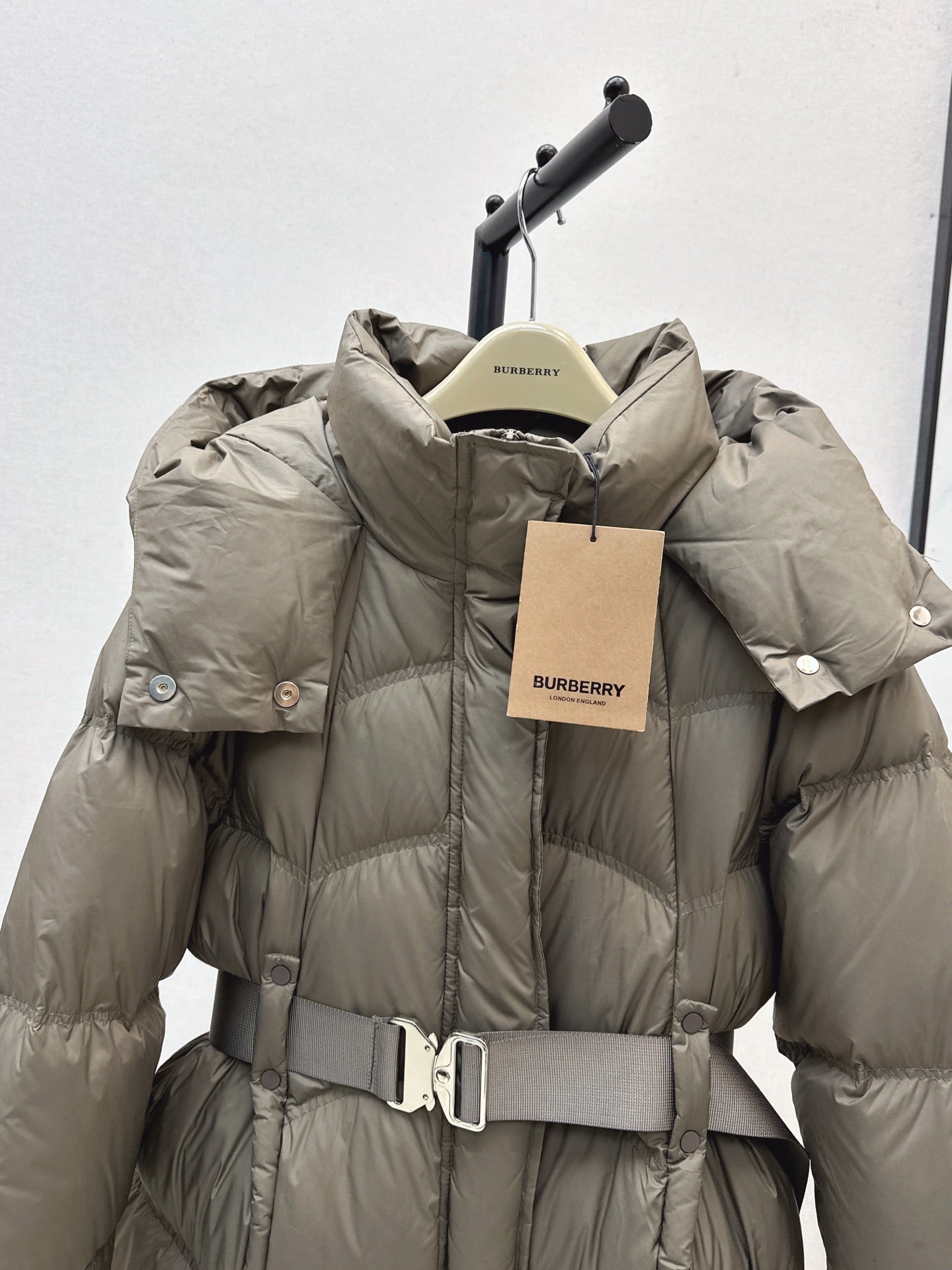 Bur 25fw down jacket