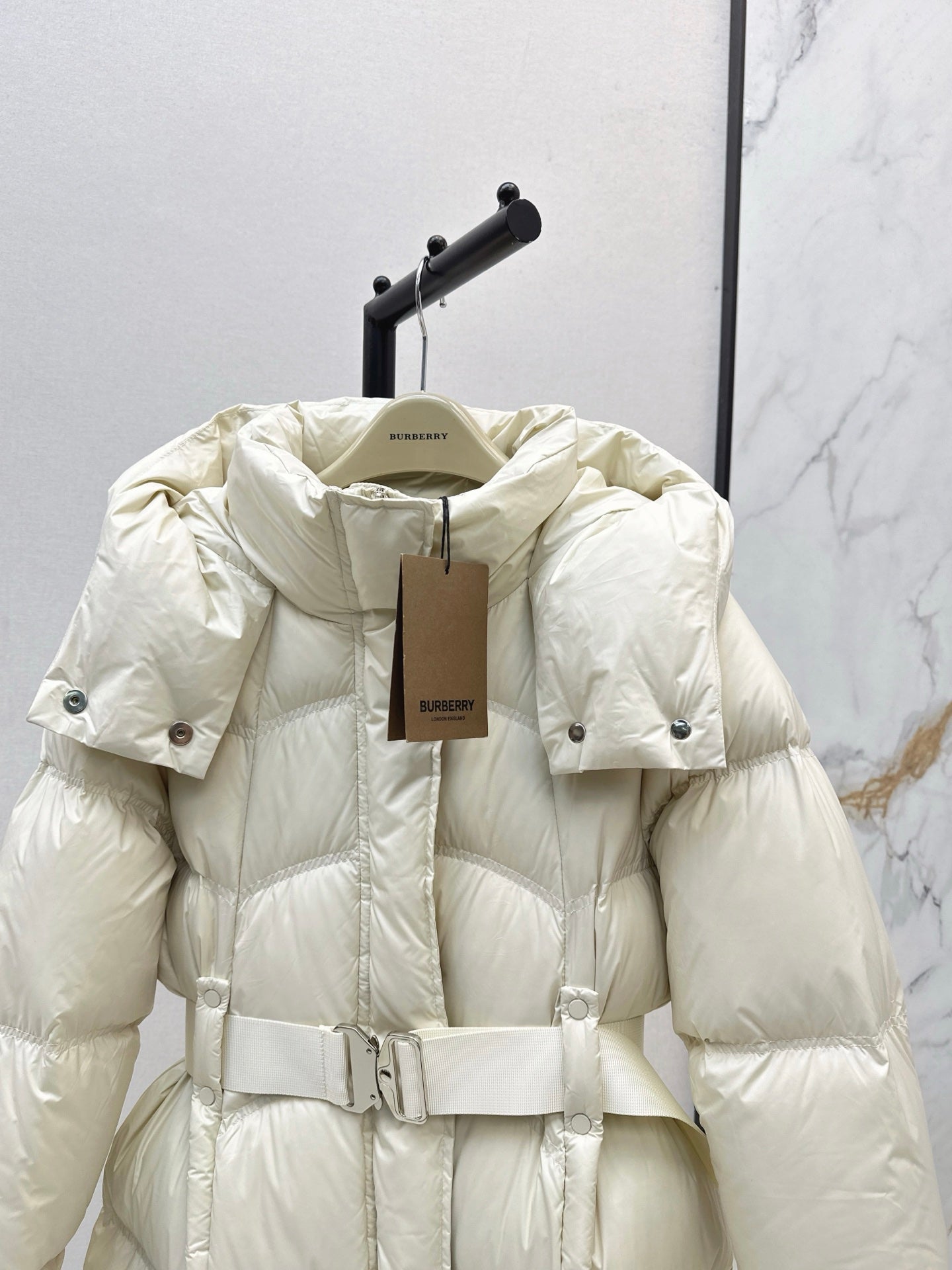 Bur 25fw down jacket