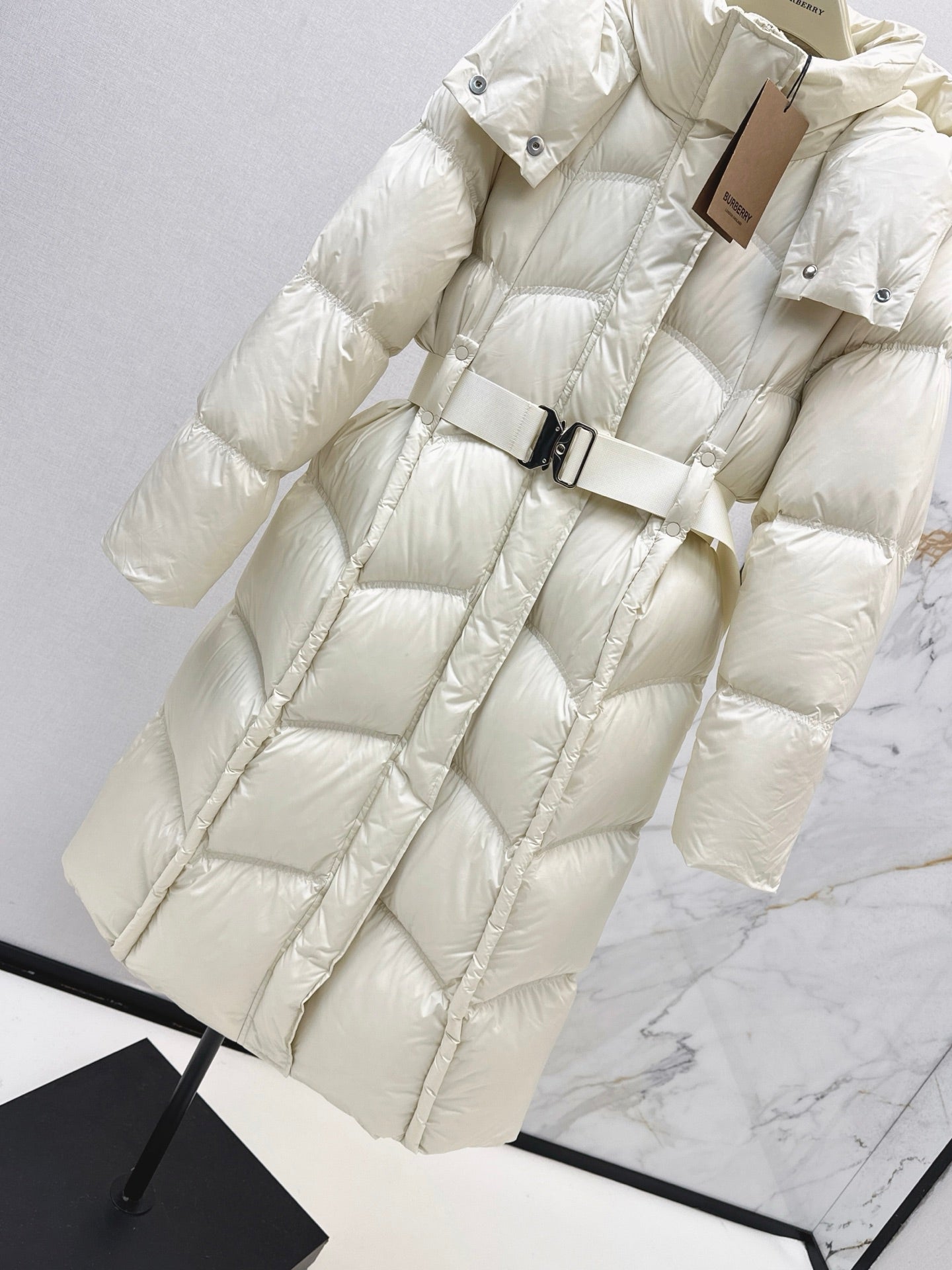 Bur 25fw down jacket