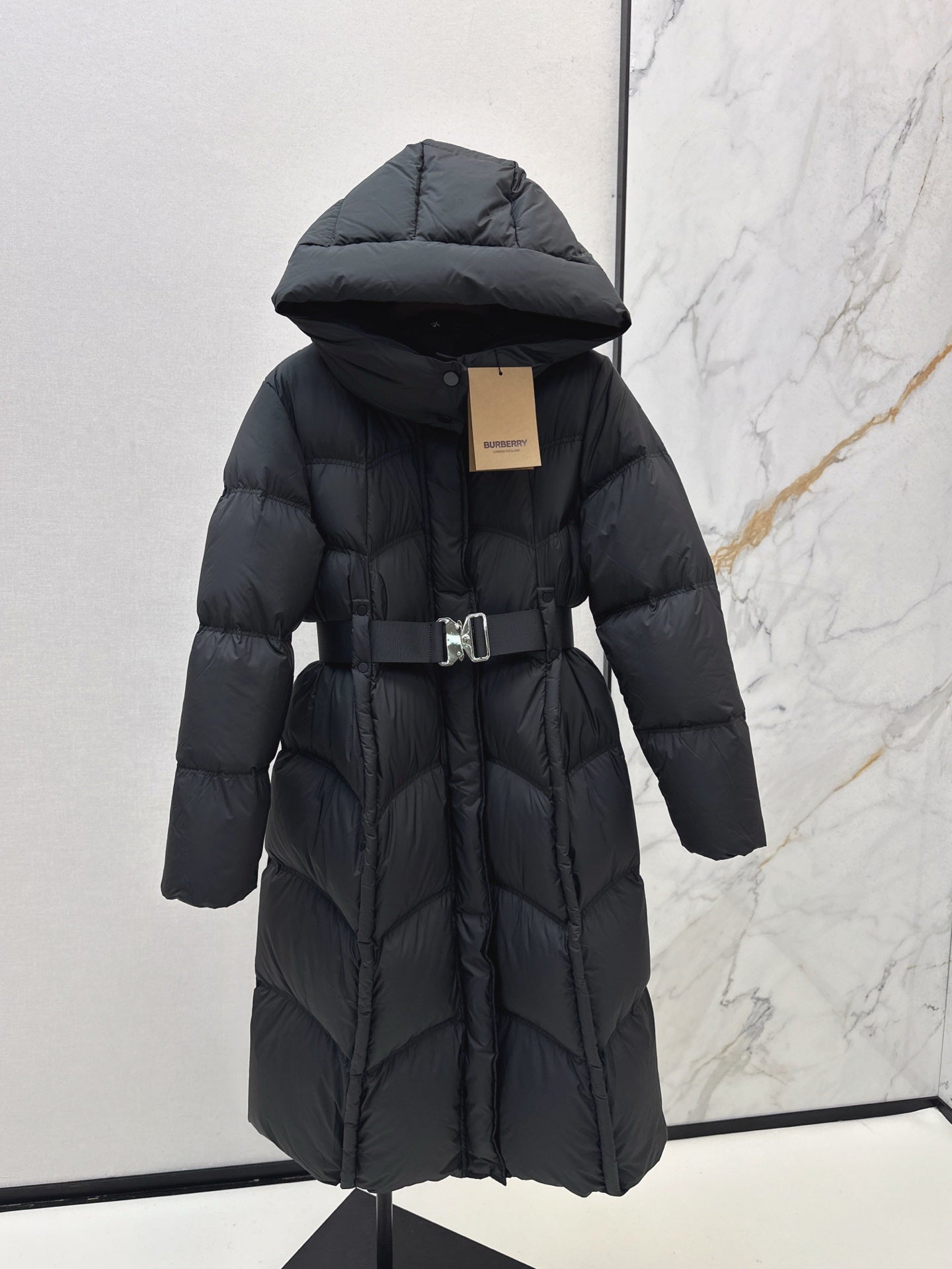 Bur 25fw down jacket