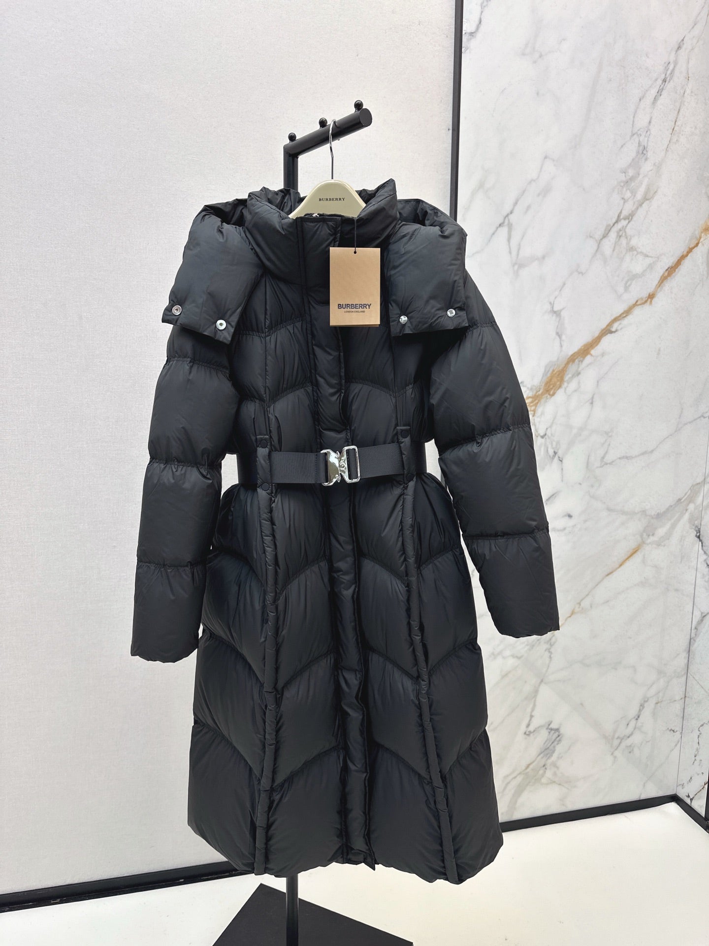 Bur 25fw down jacket