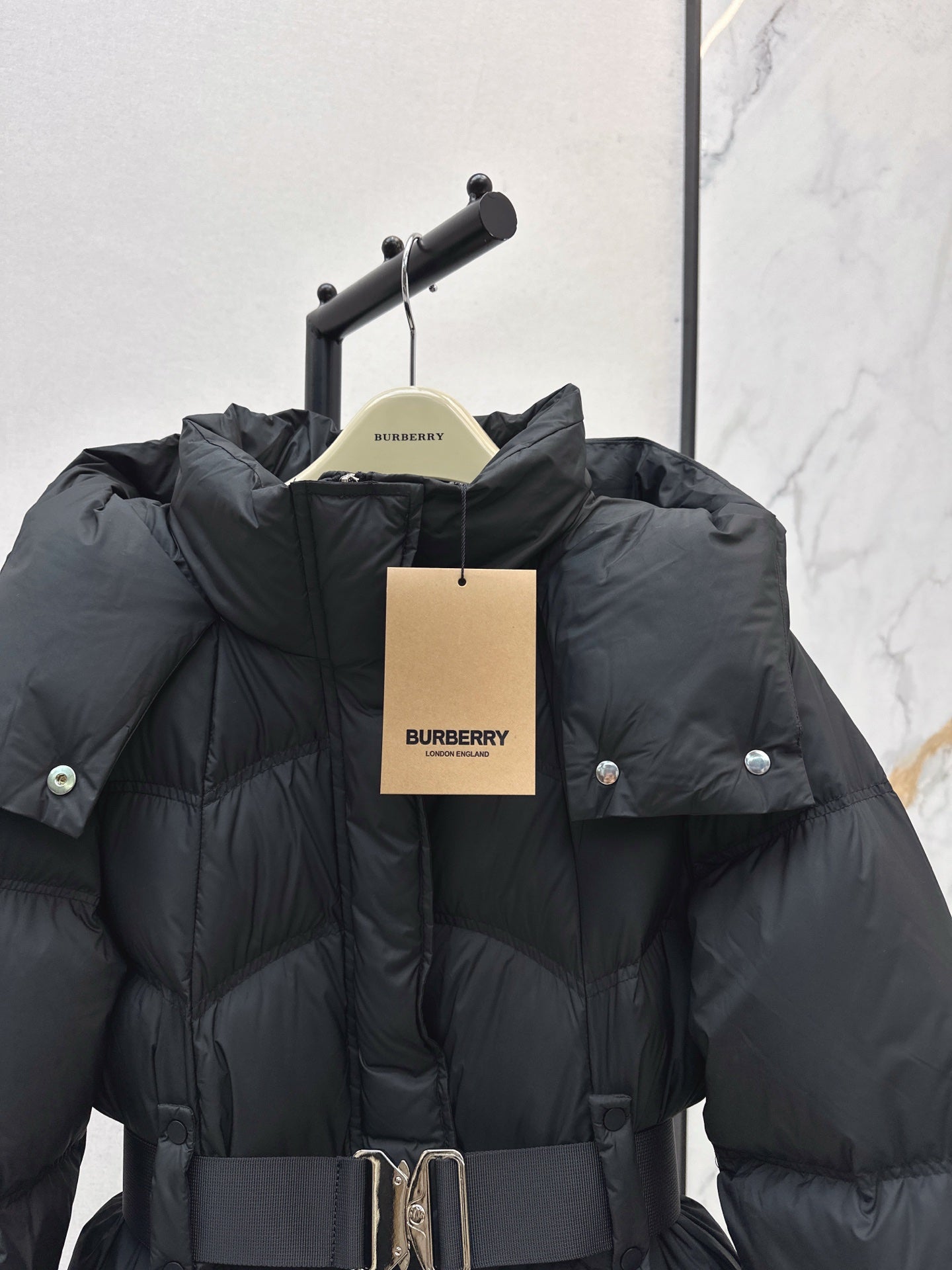 Bur 25fw down jacket