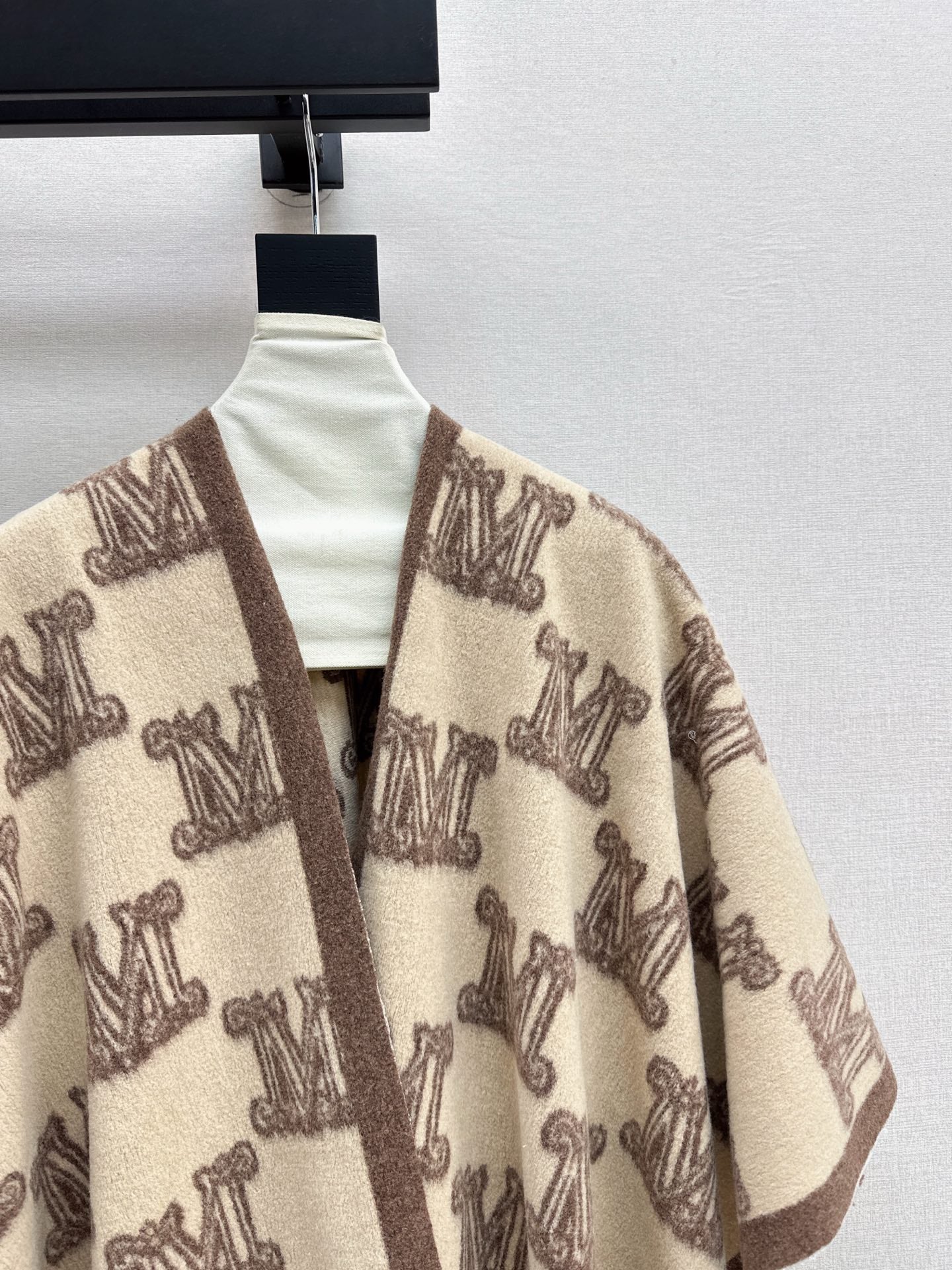 Max 25fw shawls jacket