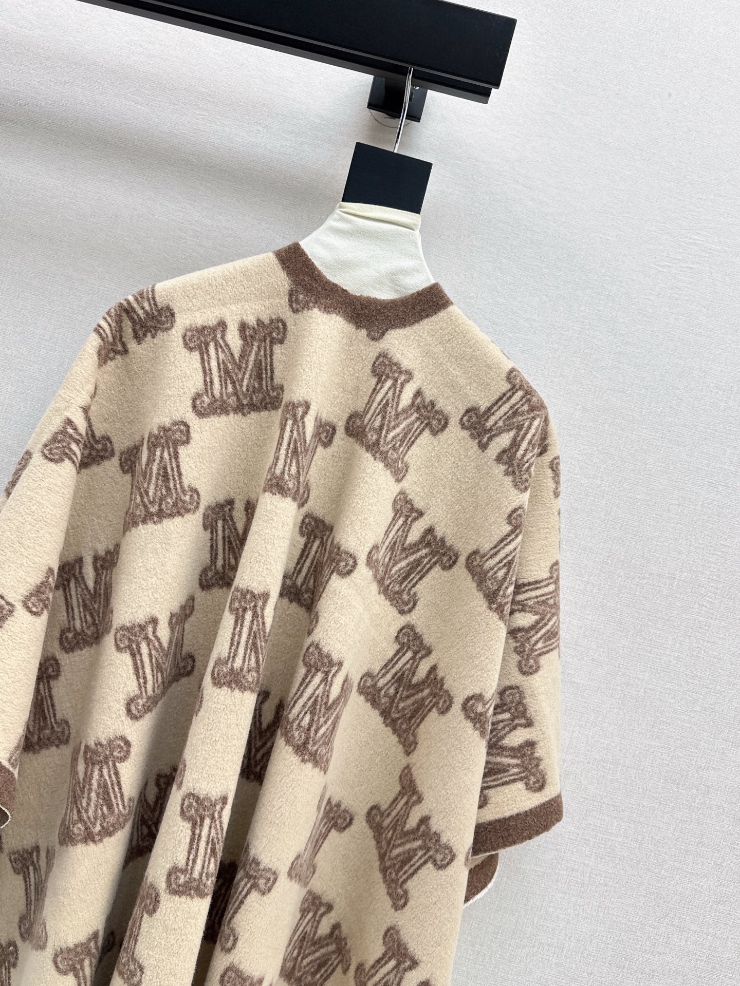 Max 25fw shawls jacket