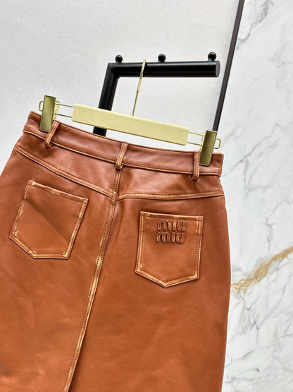 Miu 25fw leather skirt