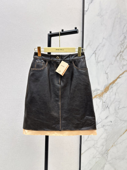 Miu 25fw leather skirt