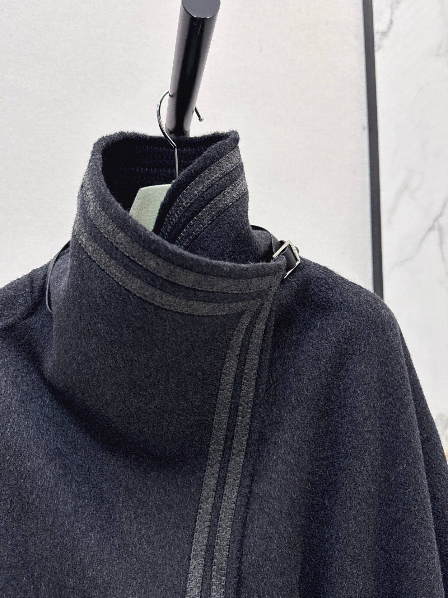 Herm 25fw cashmere overcoat