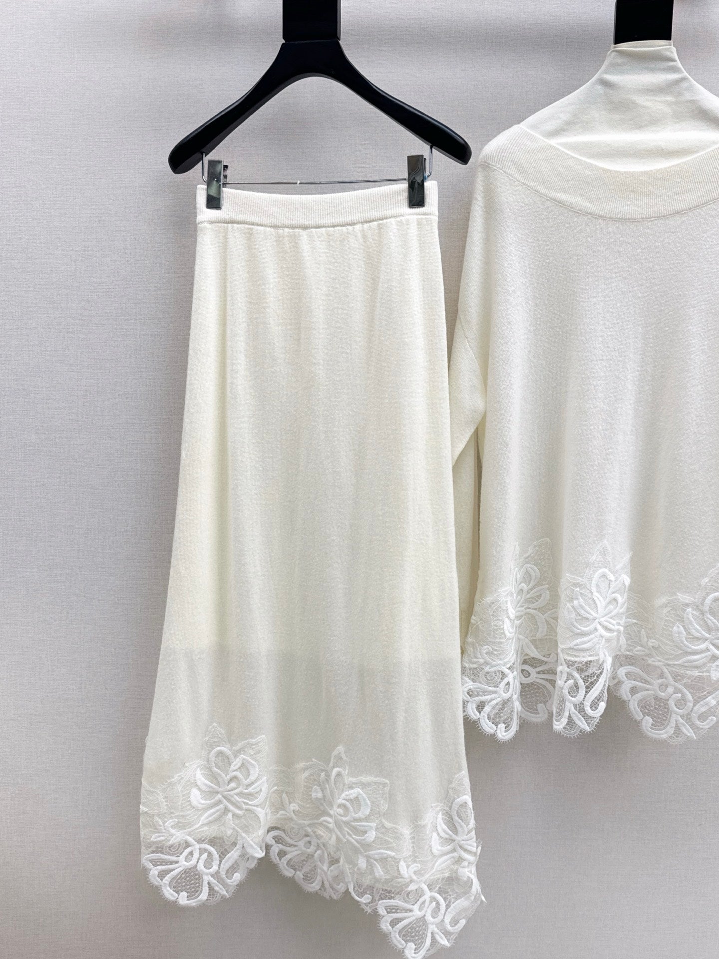 ES 25fw lace suit