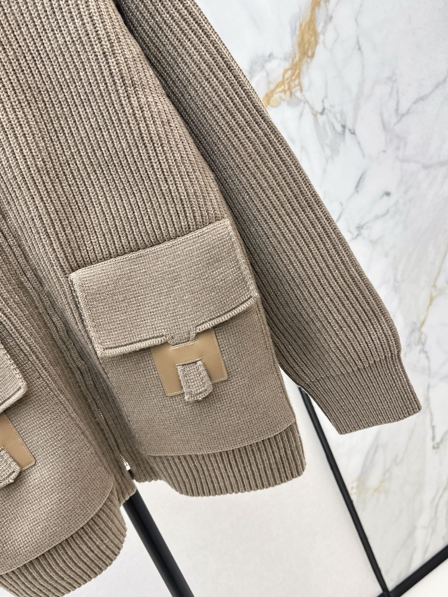 Herm 25fw wool knit jacket