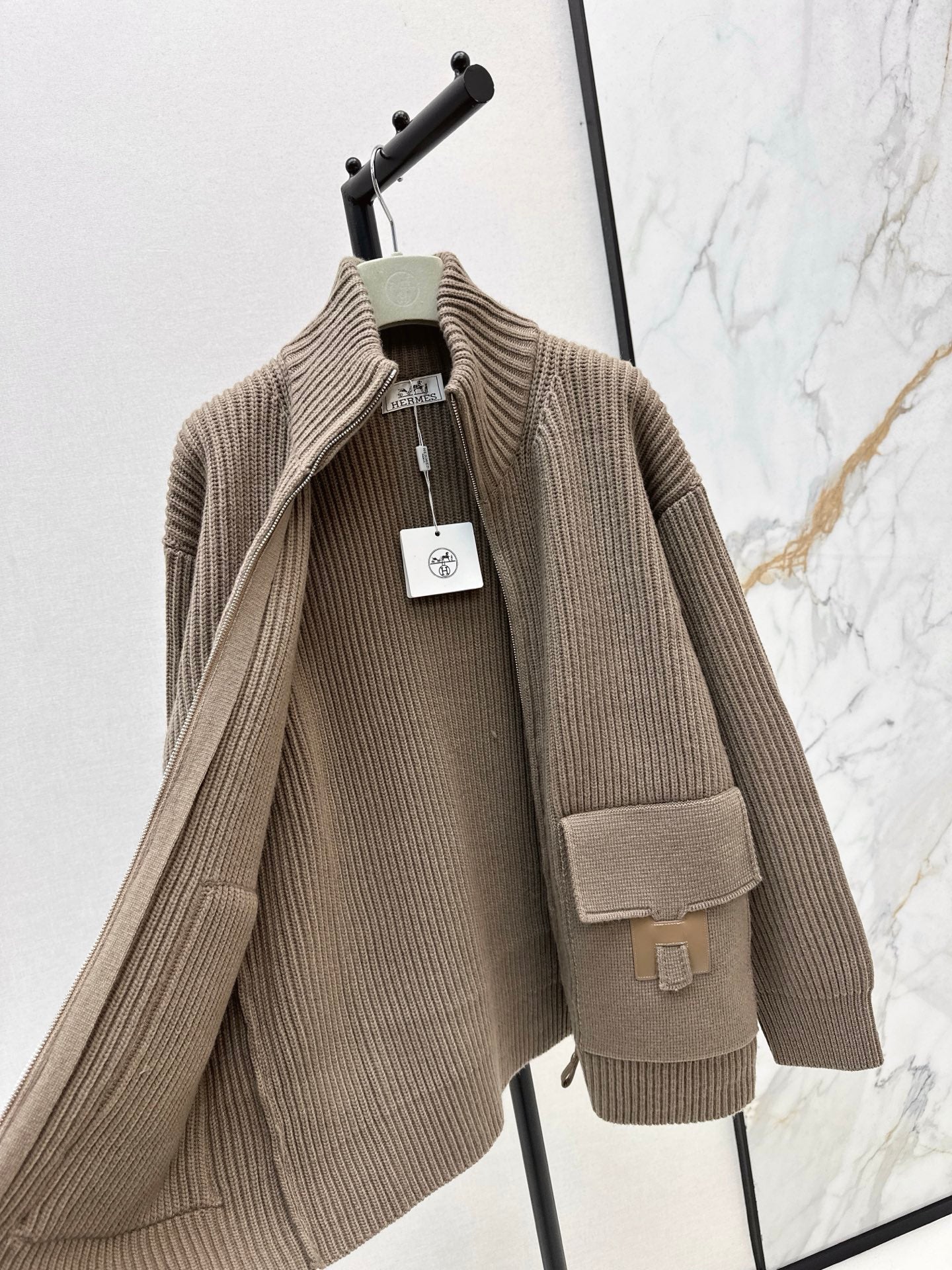 Herm 25fw wool knit jacket