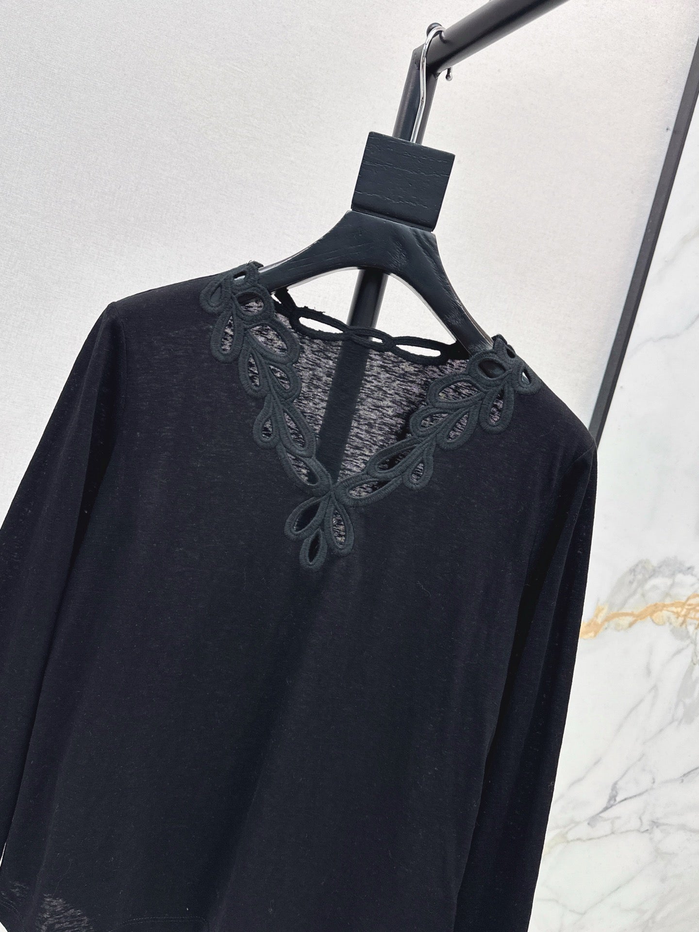 Valen 25fw embroidered shirt