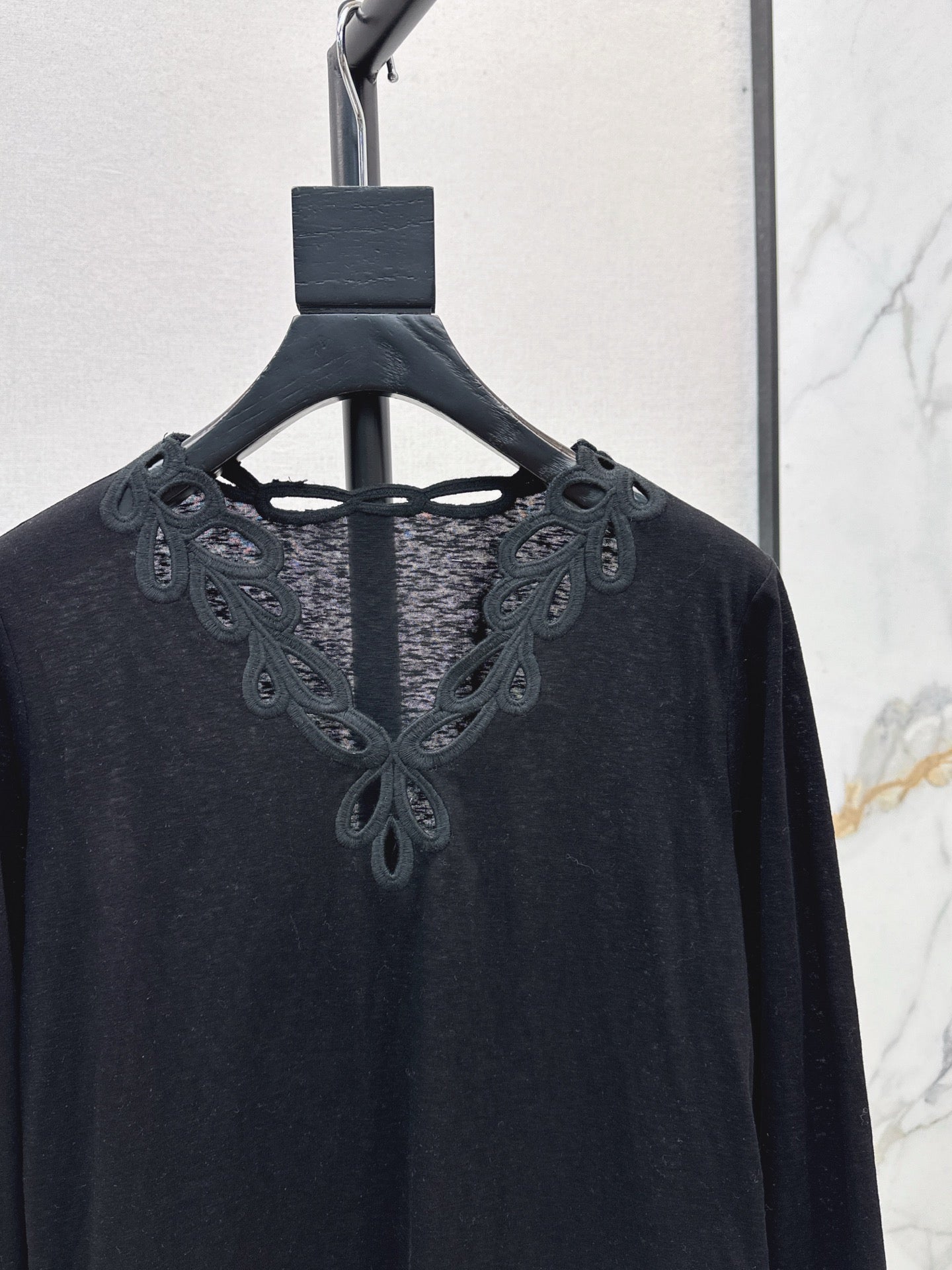 Valen 25fw embroidered shirt
