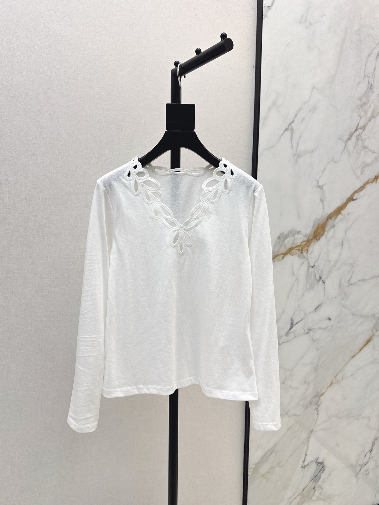 Valen 25fw embroidered shirt
