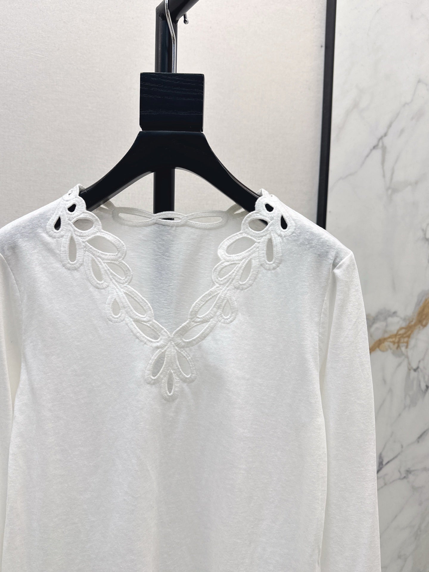 Valen 25fw embroidered shirt