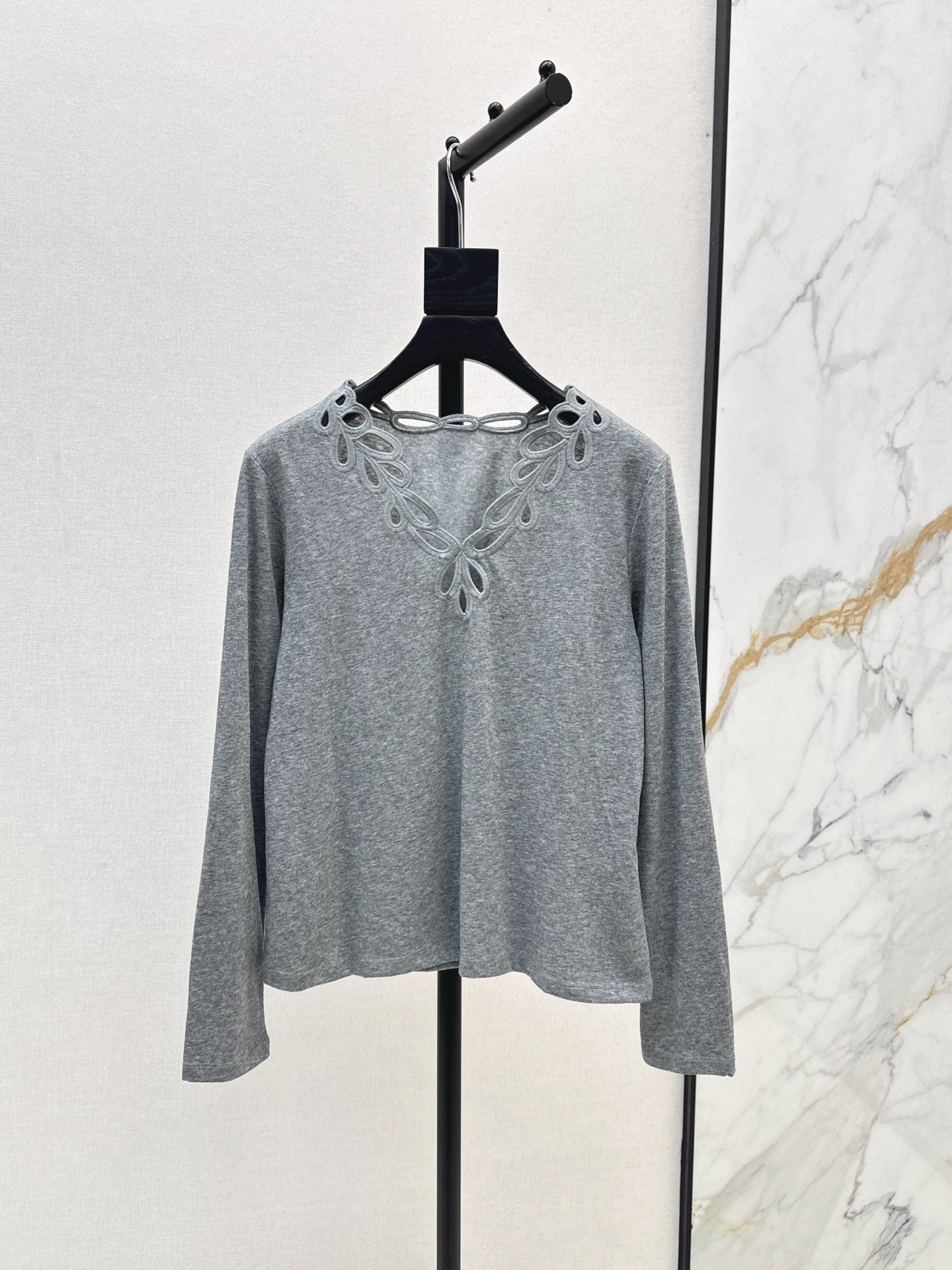 Valen 25fw embroidered shirt