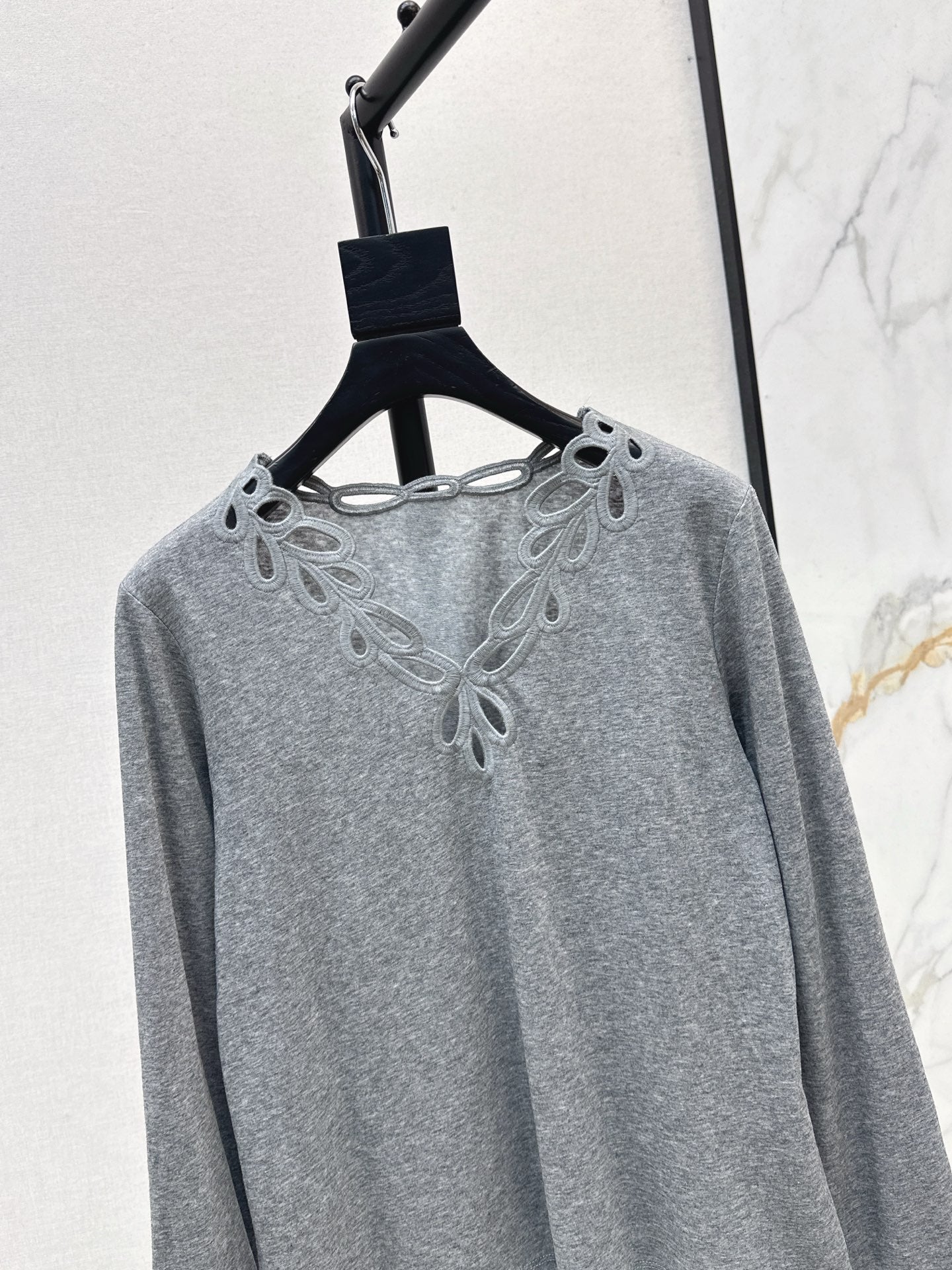 Valen 25fw embroidered shirt