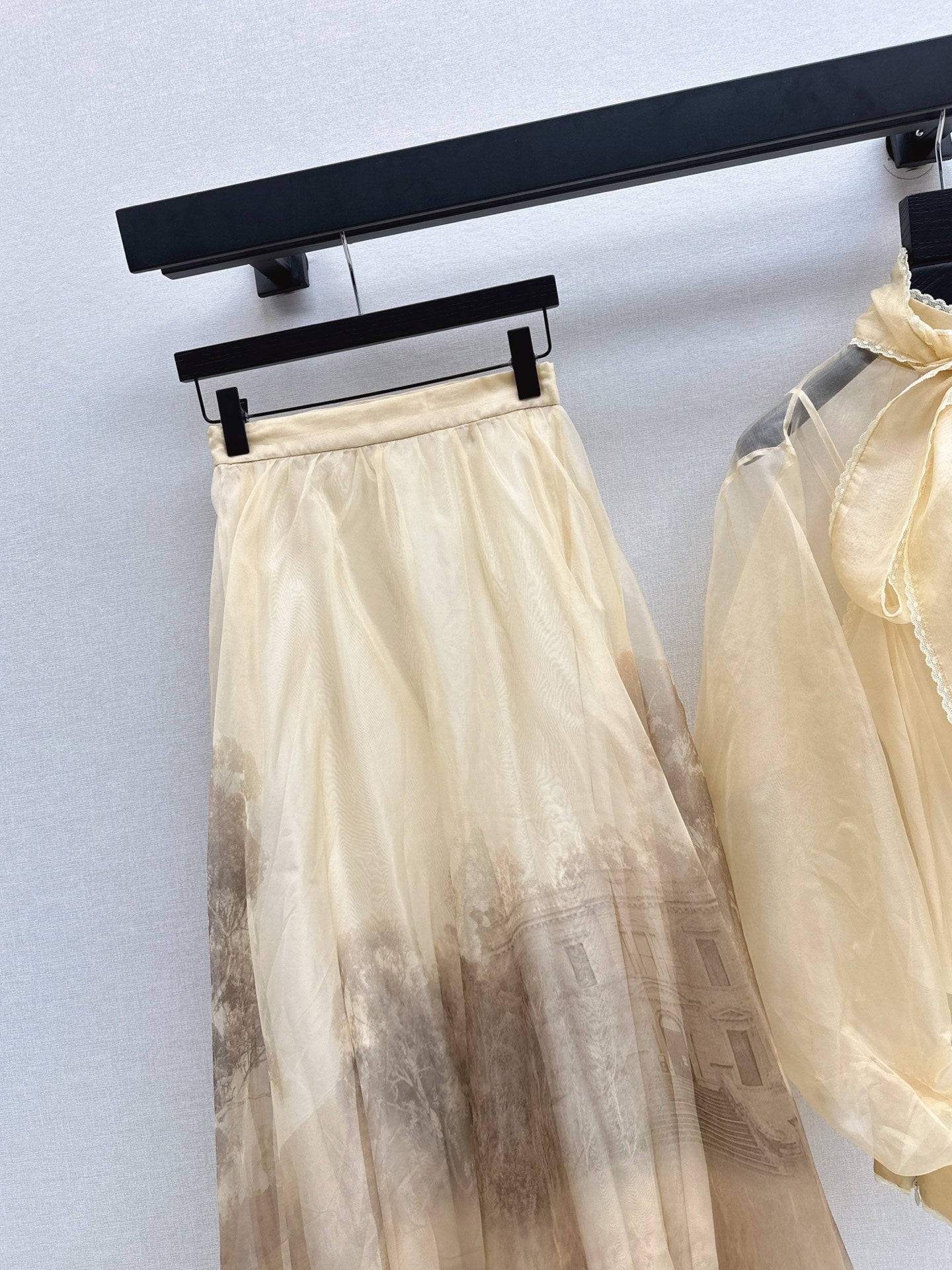 Zimm 25fw silk skirt