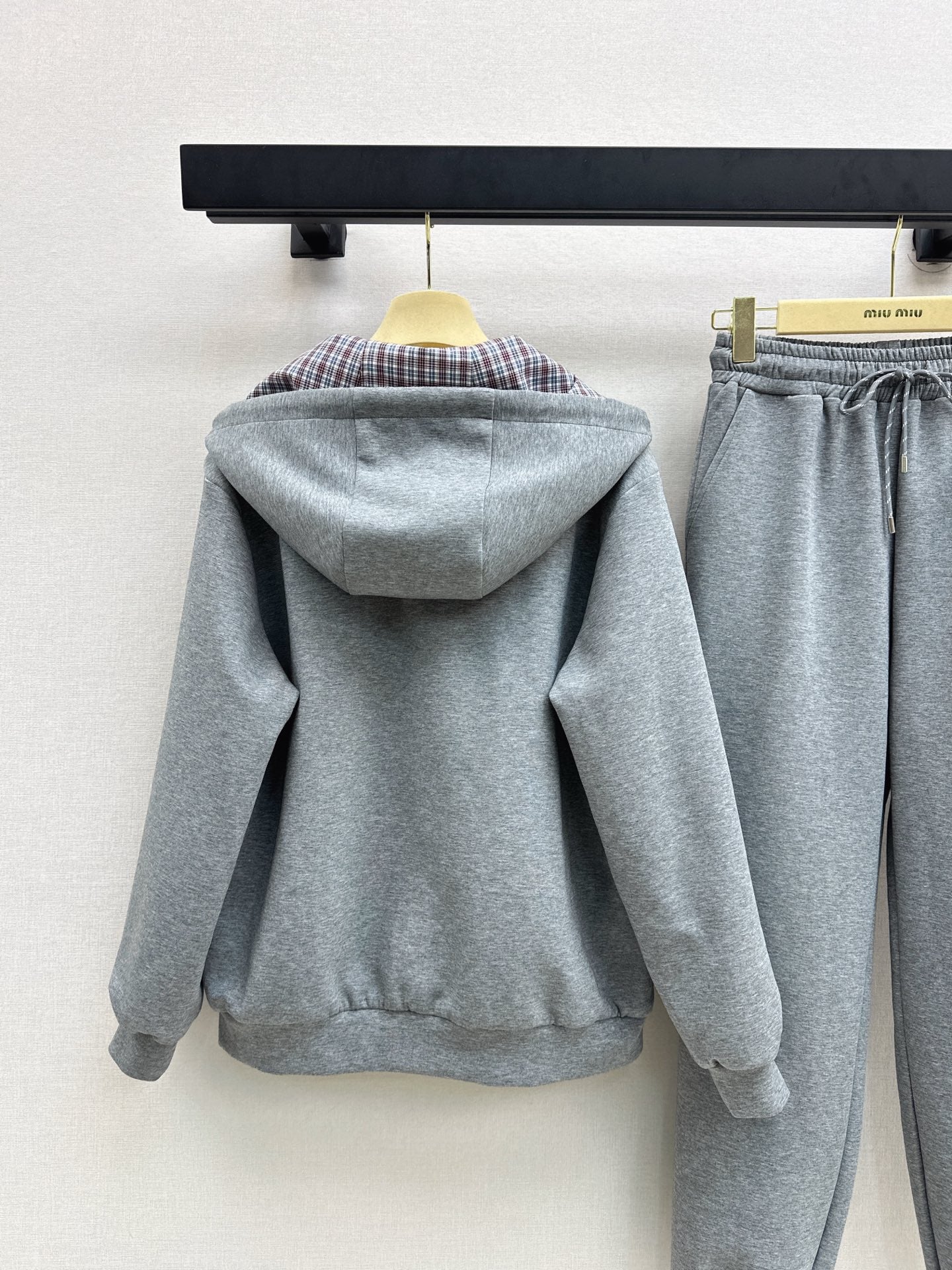 Miu 25fw reversible tracksuit