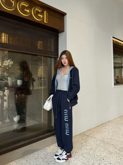 Miu 25fw reversible tracksuit