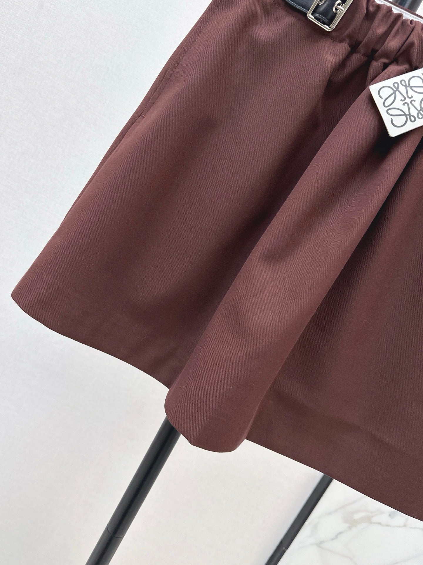 Loe 25fw skirt