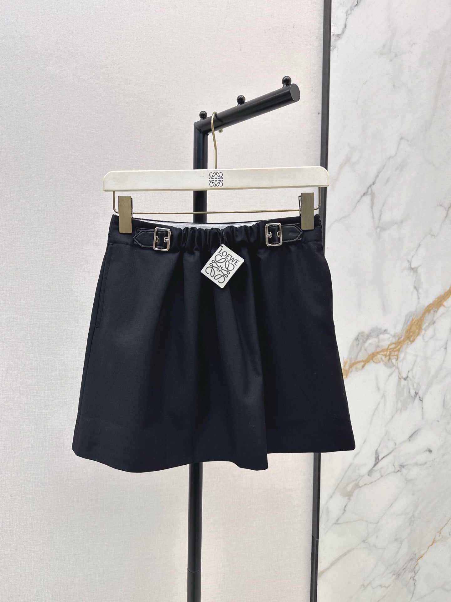 Loe 25fw skirt