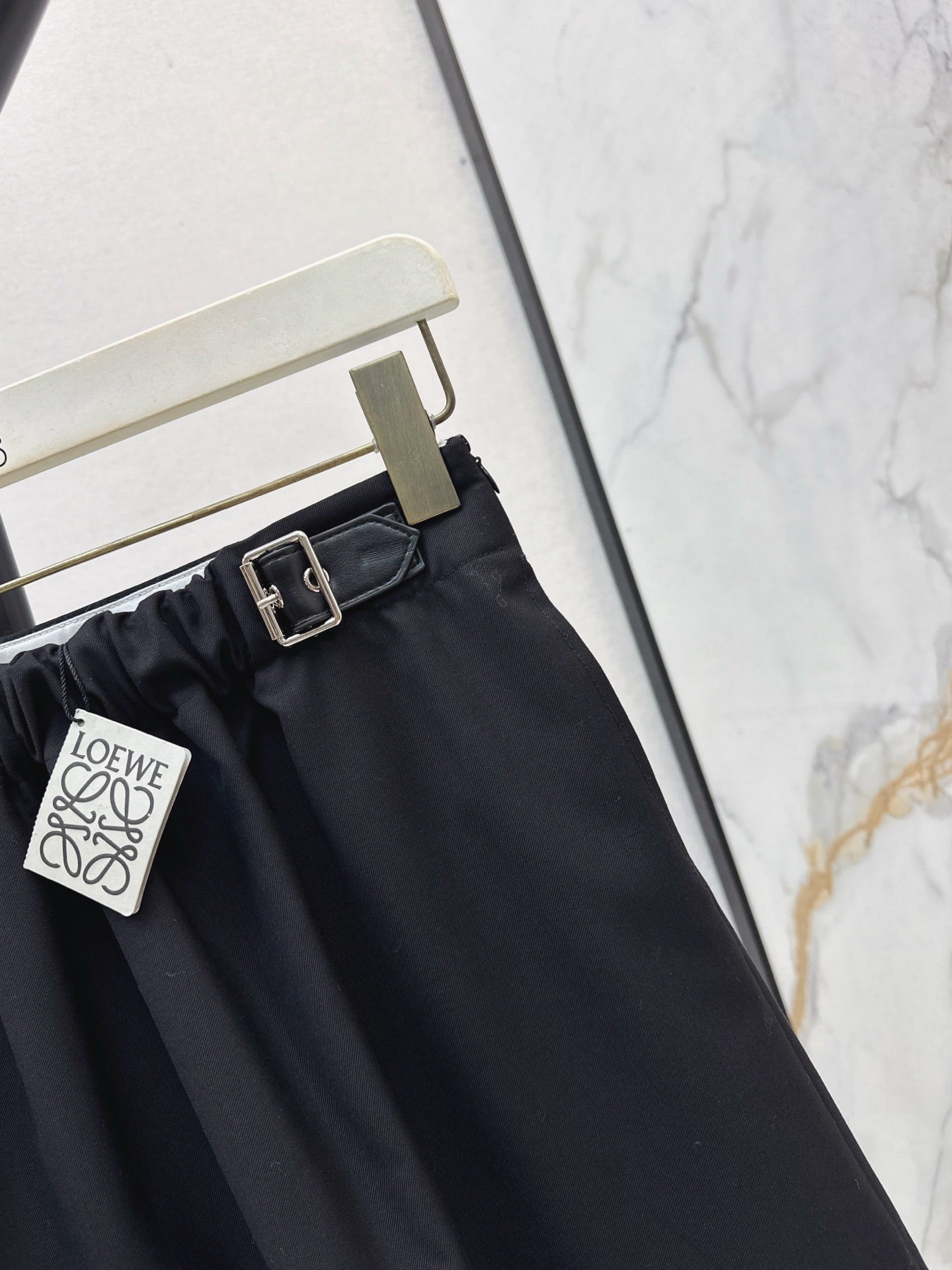 Loe 25fw skirt