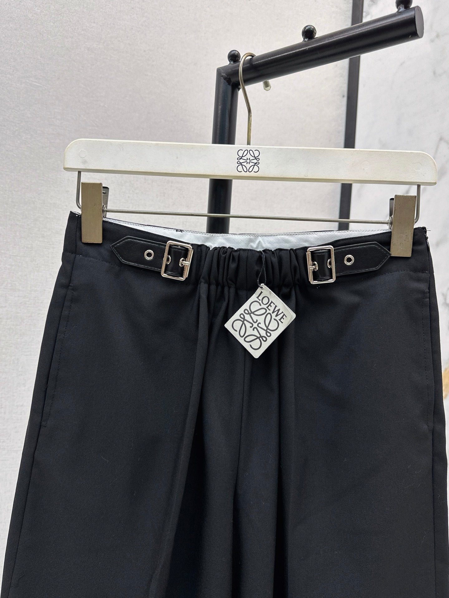 Loe 25fw pants