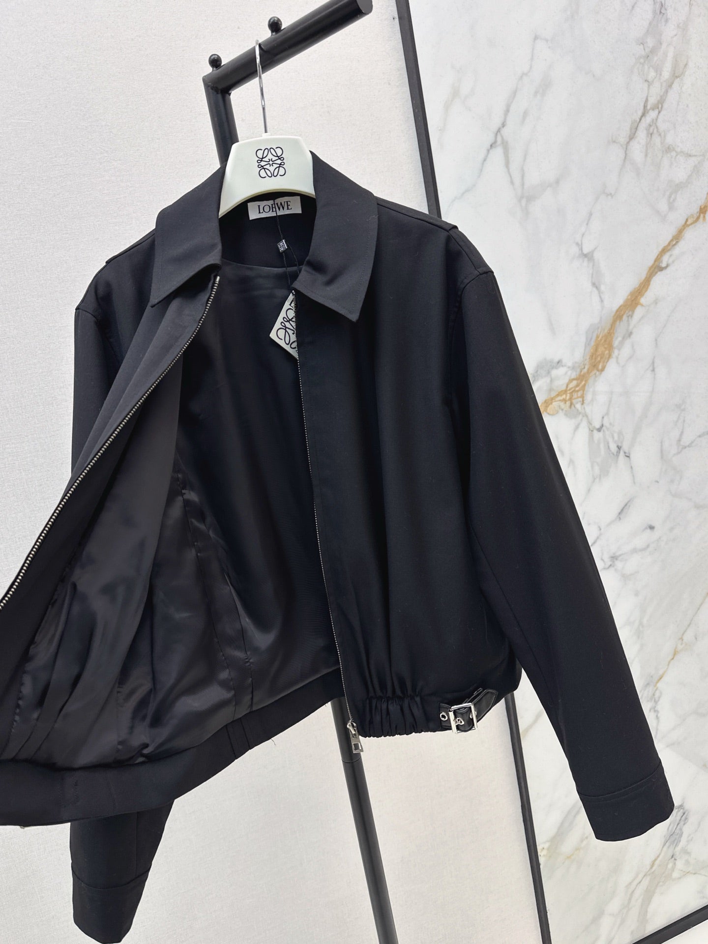 Loe 25fw jacket