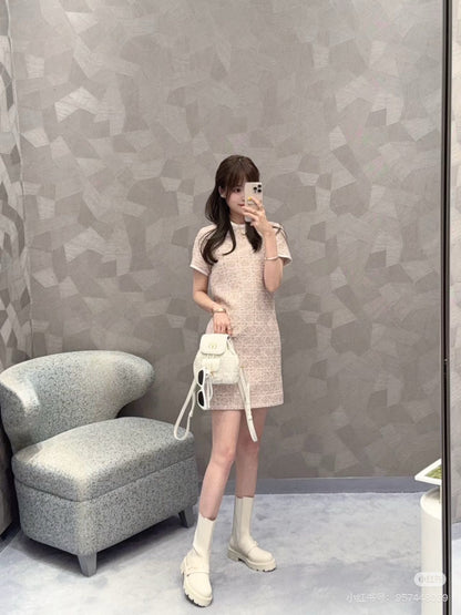 CD 25fw miss D dress