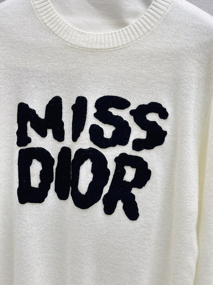 CD 25fw embroidered sweater