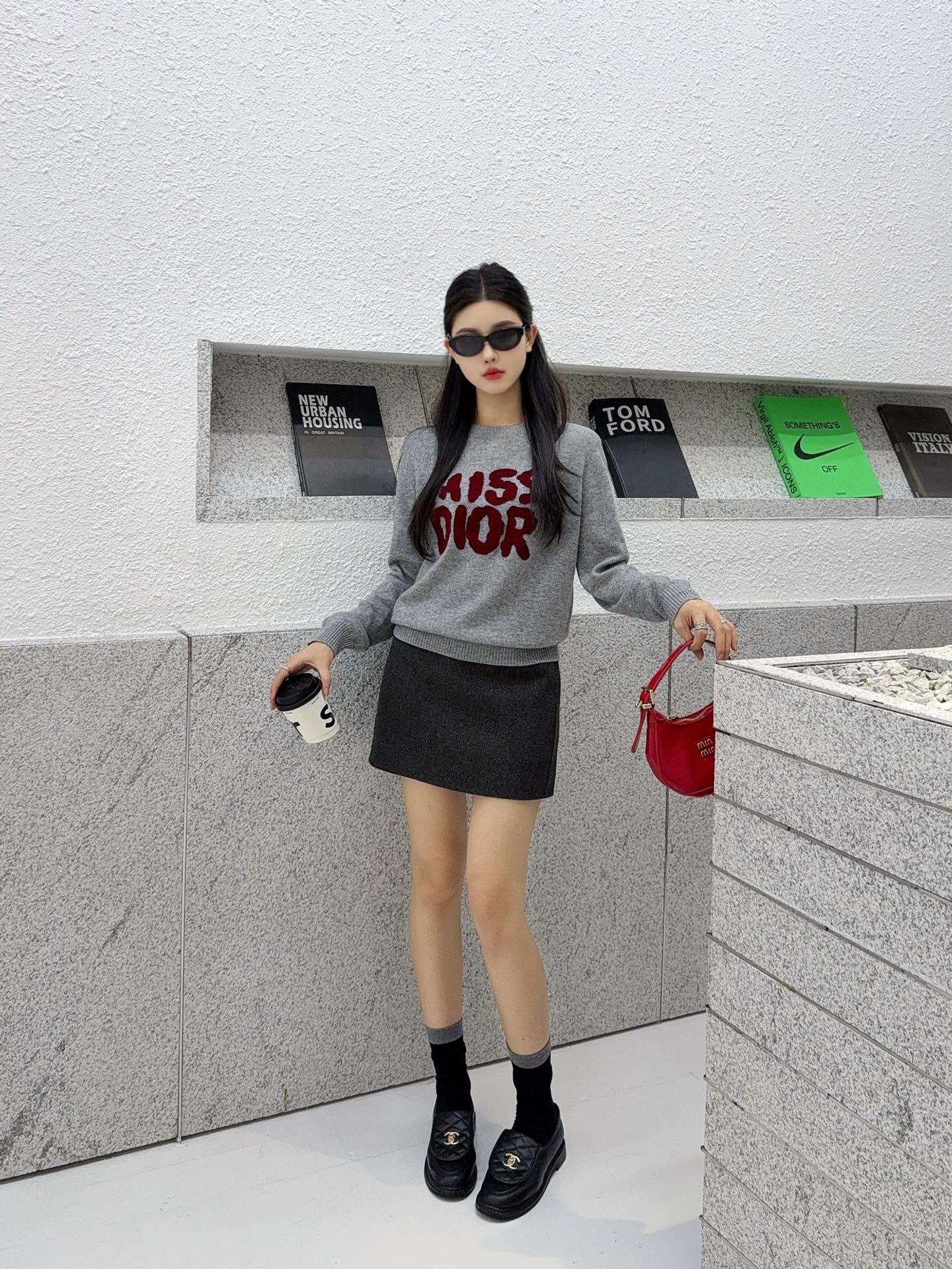 CD 25fw embroidered sweater