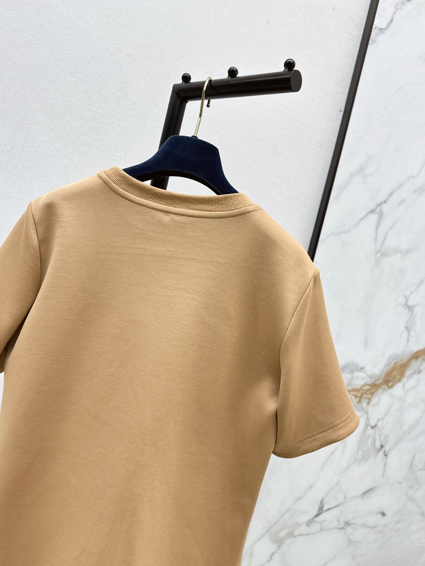Loui 25fw T-shirt