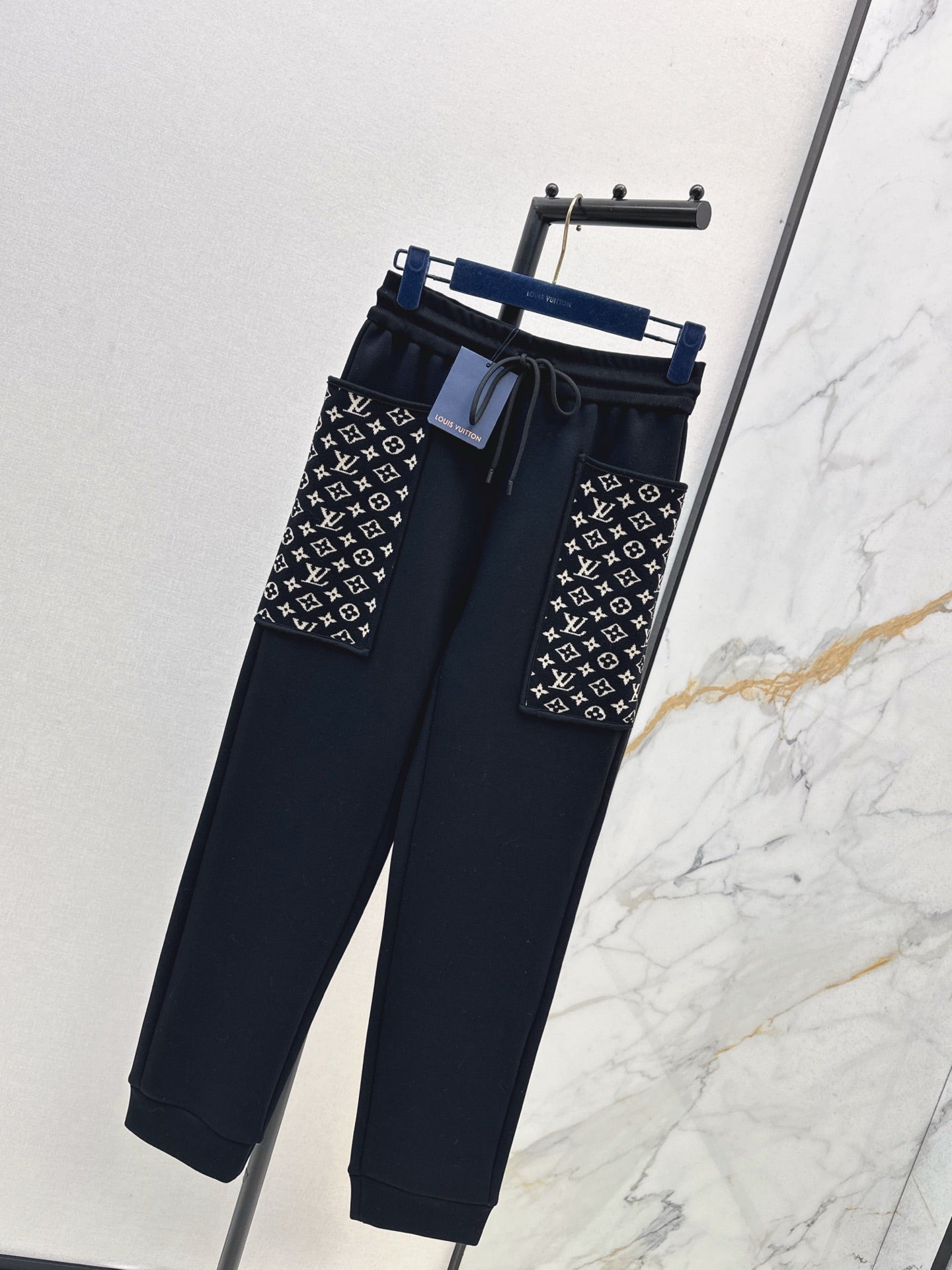 Louis 25fw pants