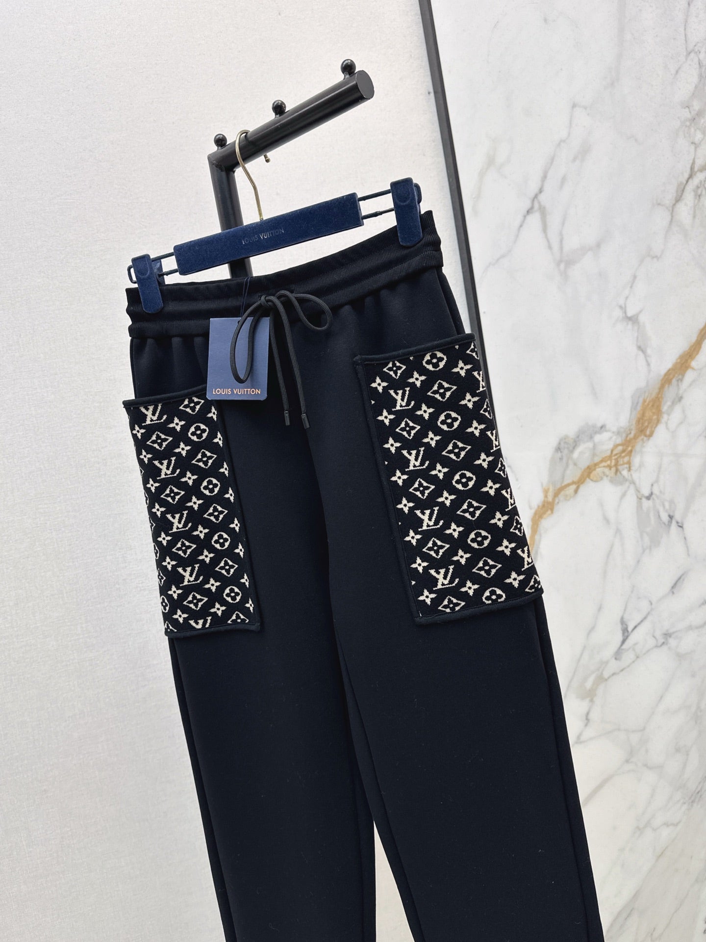 Louis 25fw pants