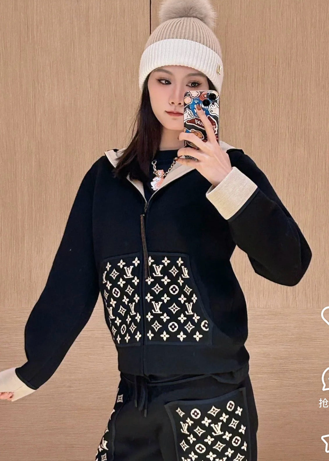 Louis 25fw hooded jacket