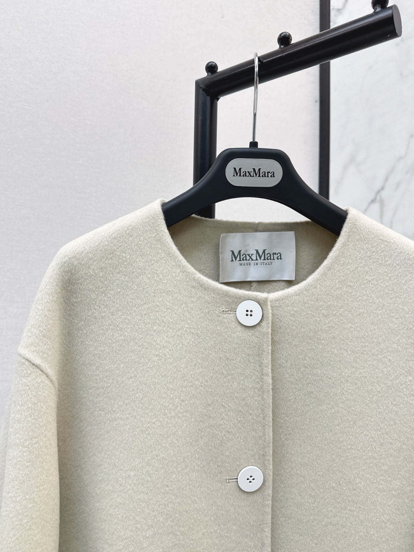 Loro 25fw cashmere jacket