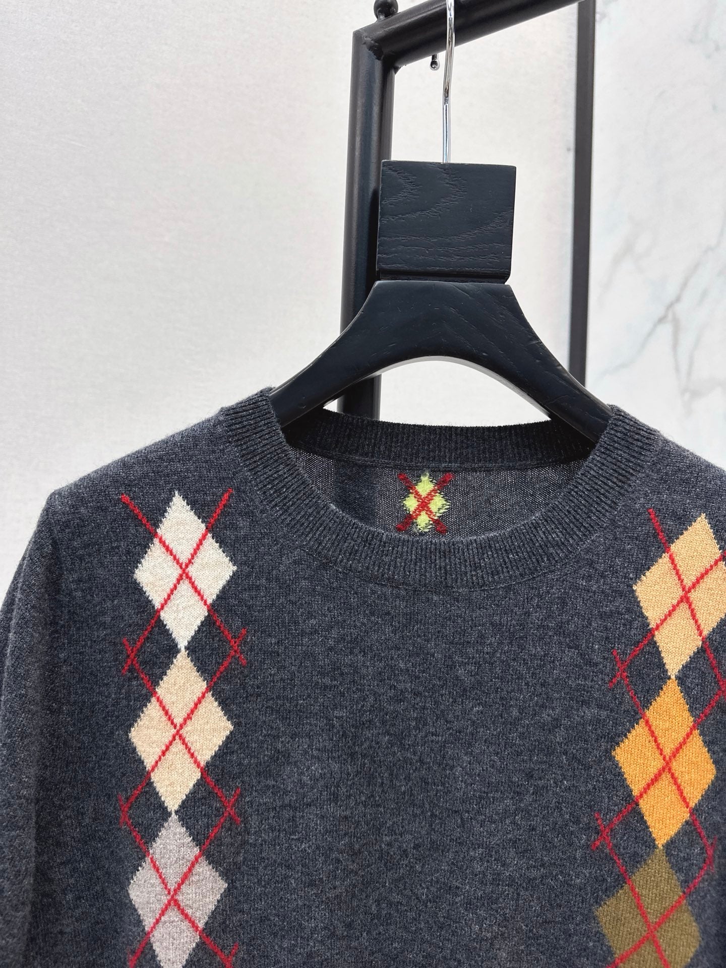 ER 25fw jacquard sweater