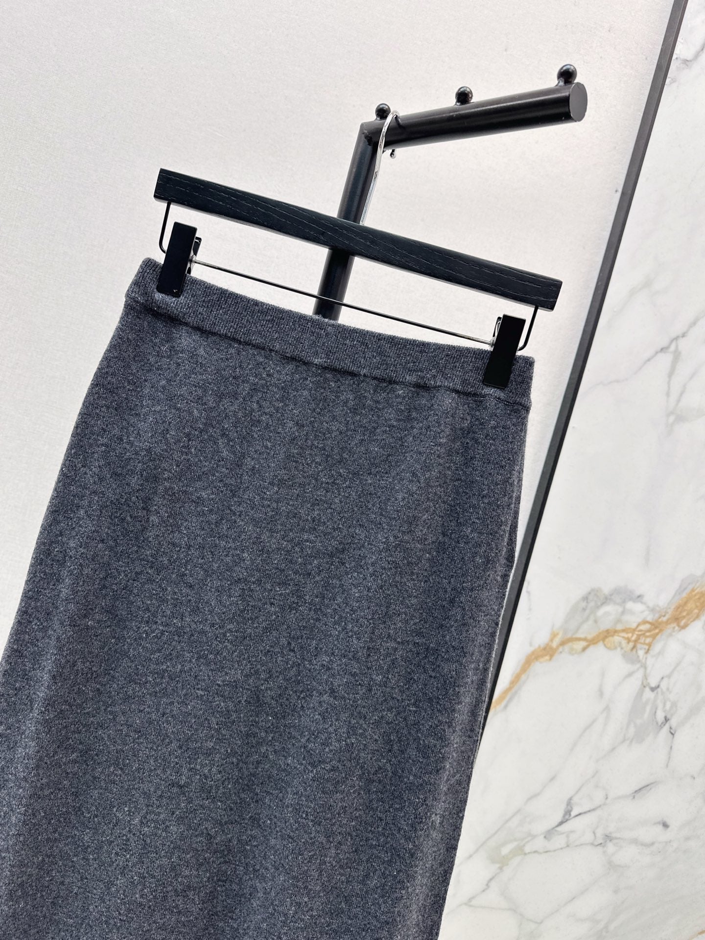 ER 25fw jacquard skirt