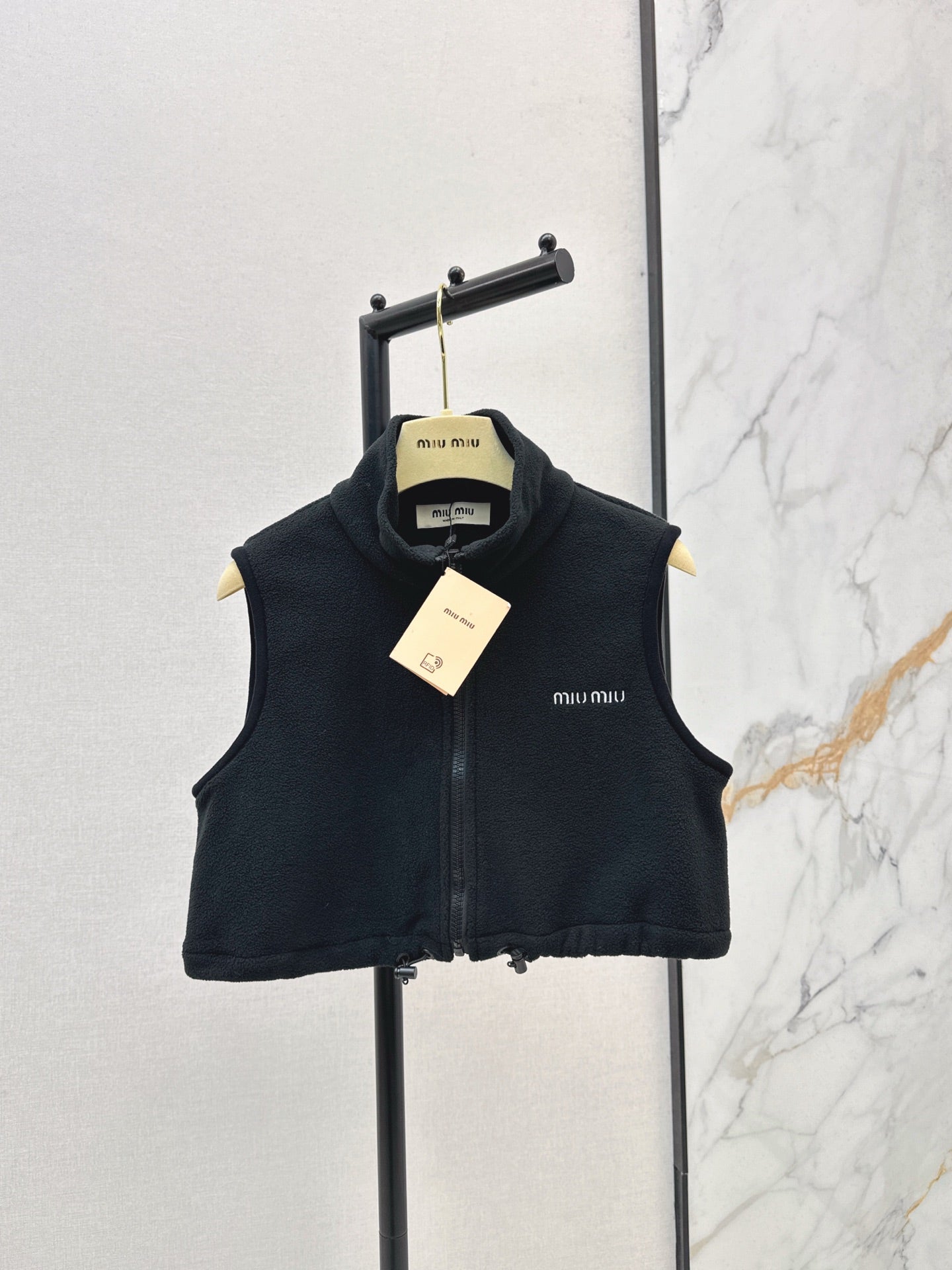 Miu 25fw vest