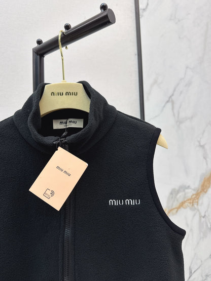 Miu 25fw vest
