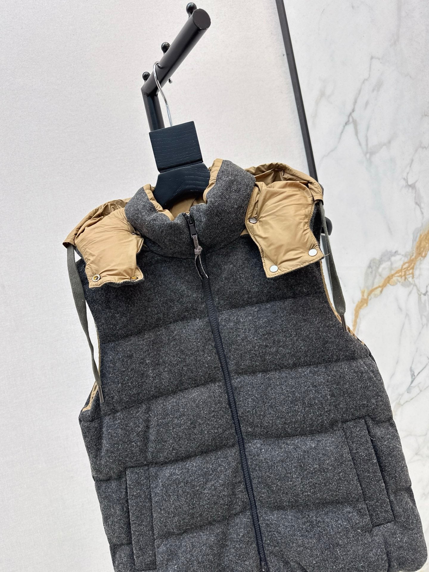 Brun 25fw down vest