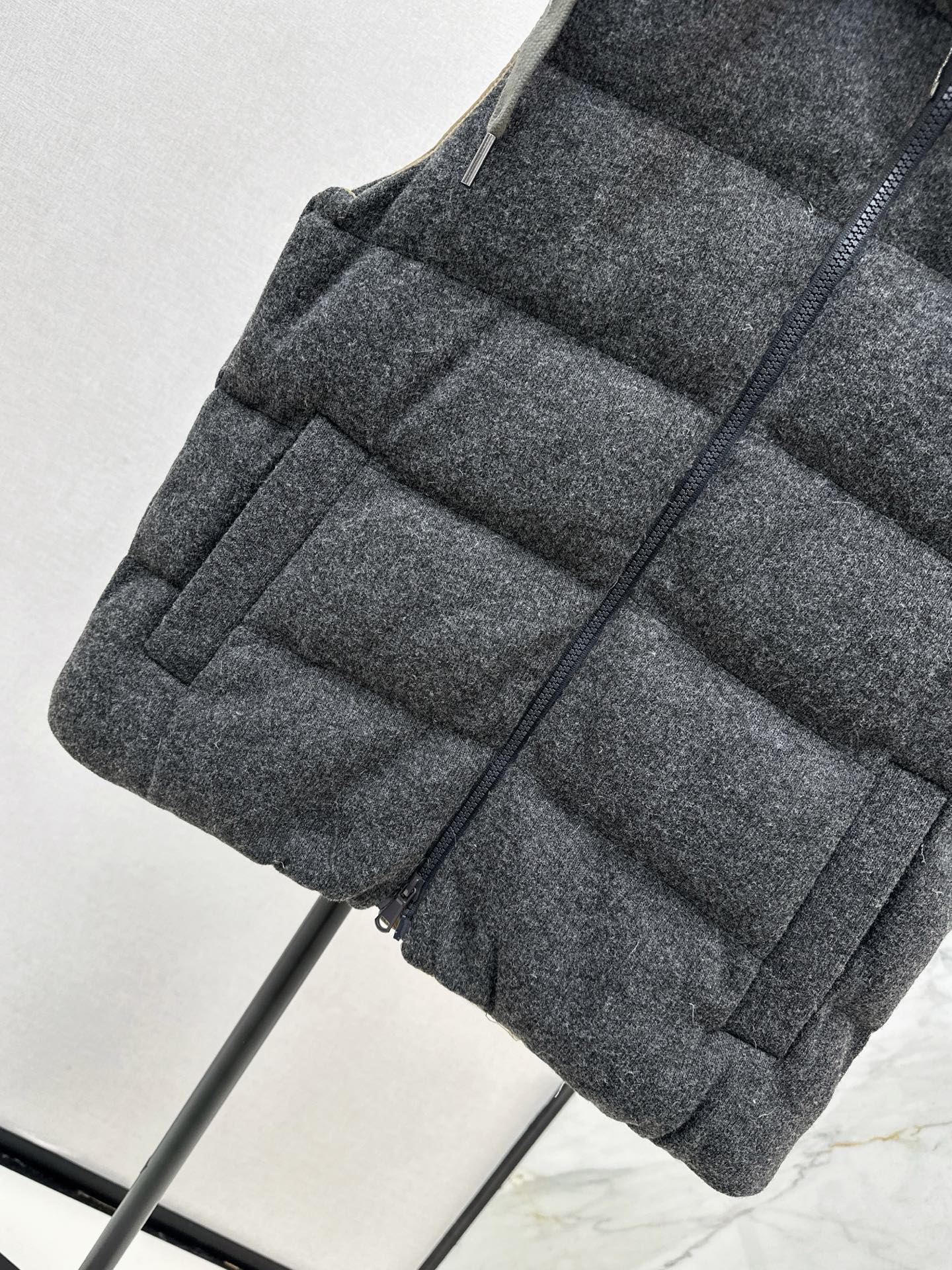 Brun 25fw down vest
