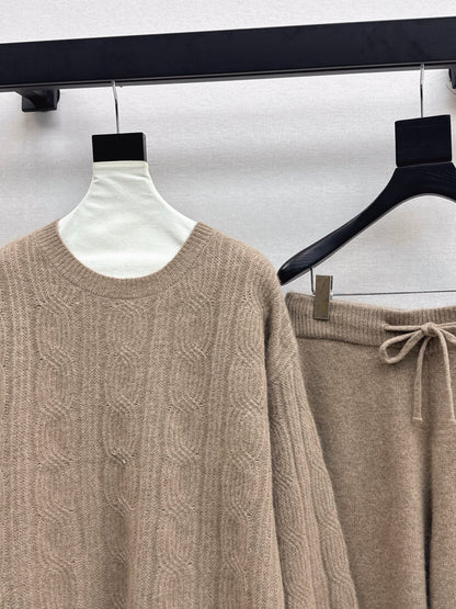 Loro 25fw sweater suit