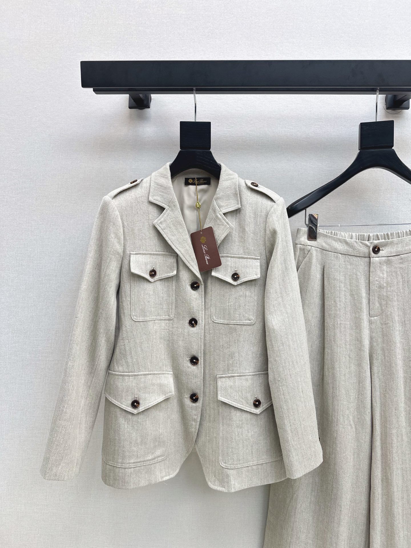 Loro 25fw linen suit