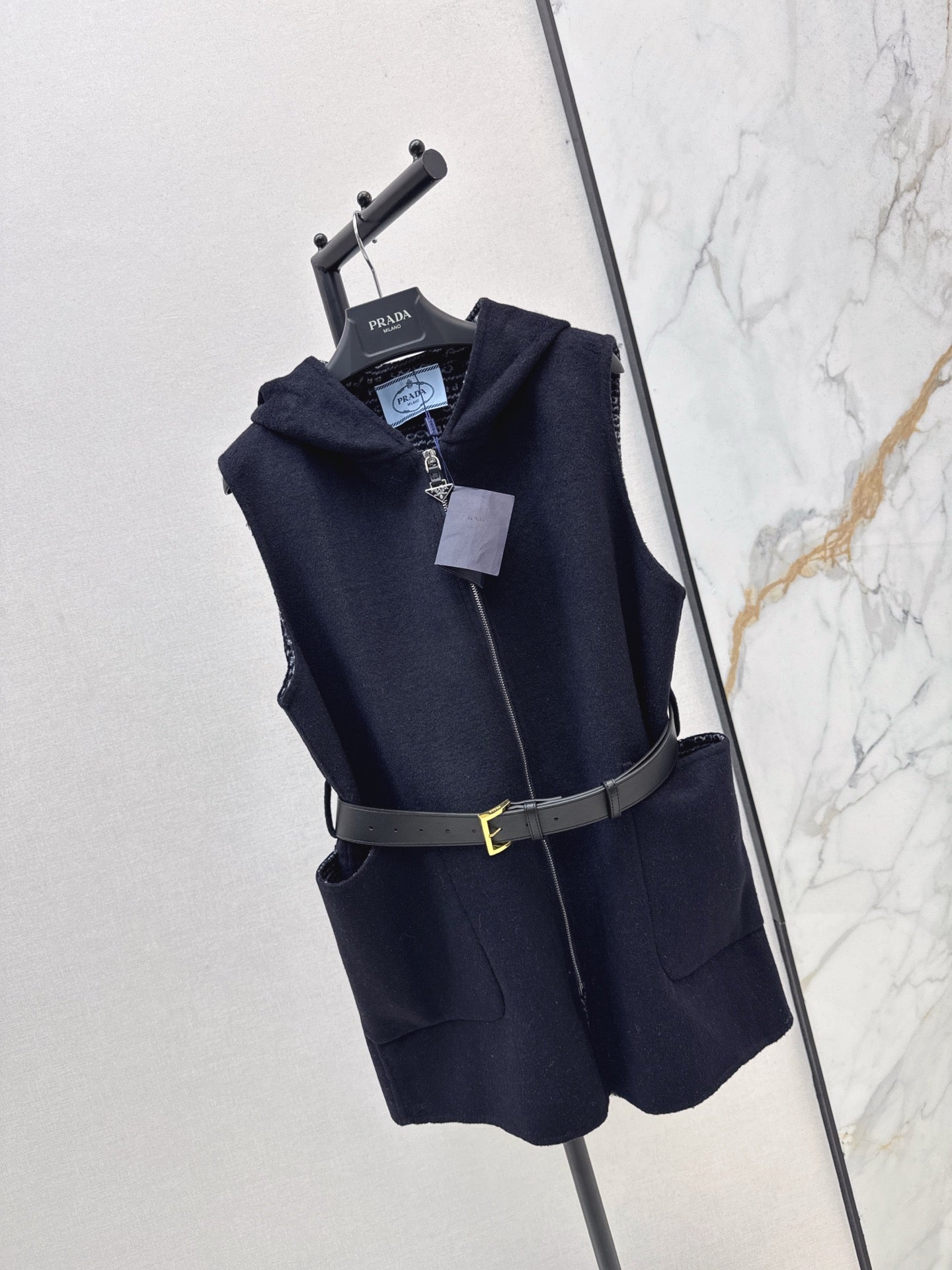 Prad 25fw hooded vest