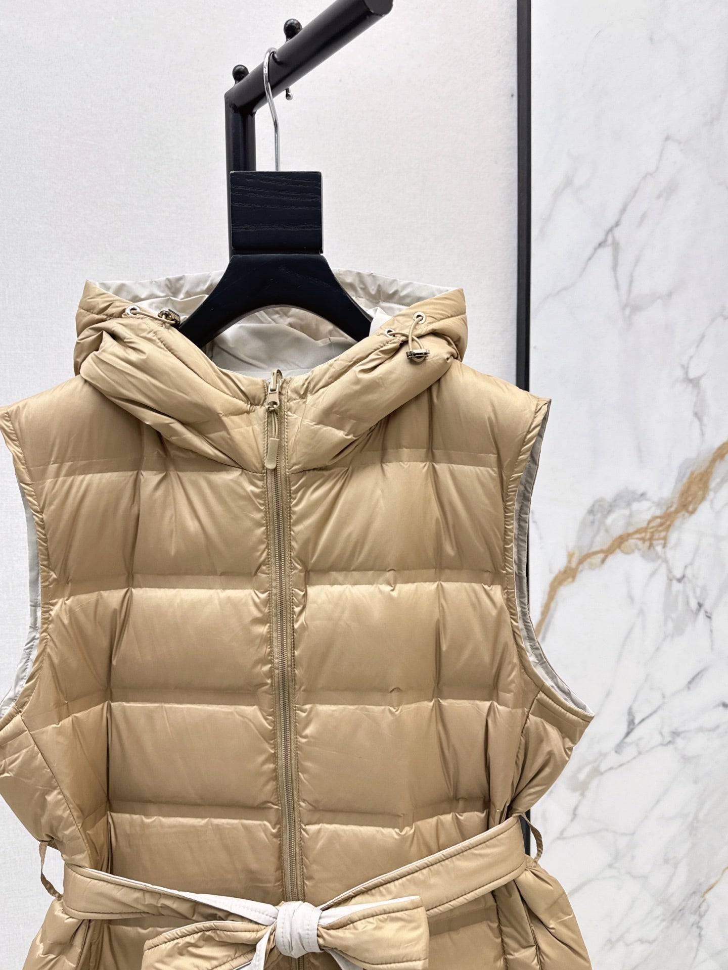 Max 25fw reversible down vest